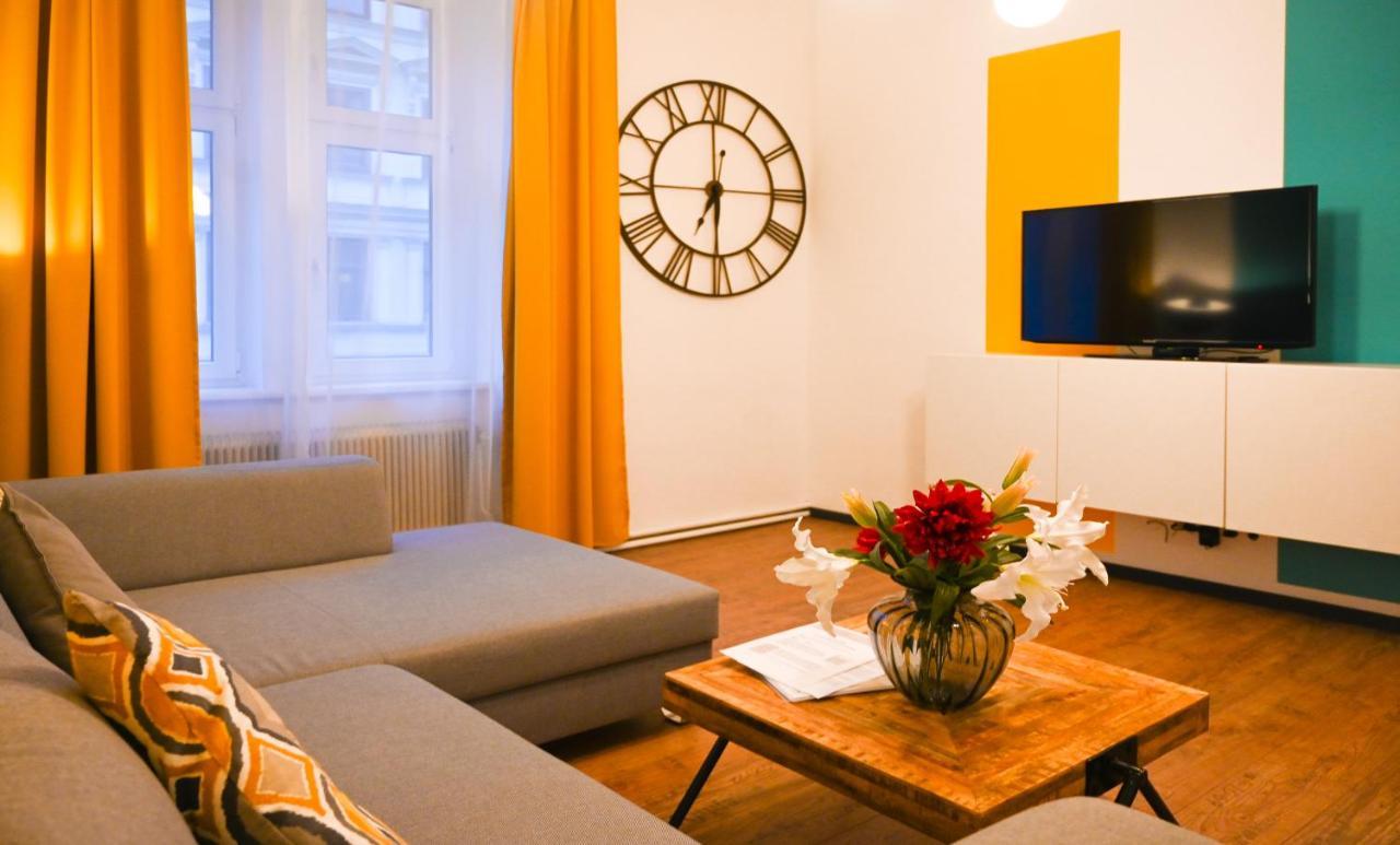 Modern Apartment Wiener Stadthalle Exterior photo